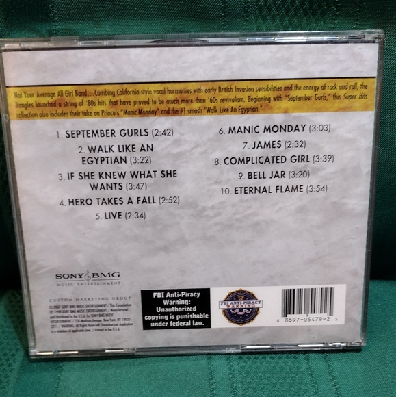 ⭐ BOGO ⭐ Bangles CD ( SUPER HITS ) - Picture 2 of 4